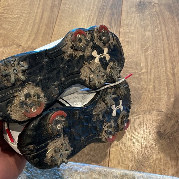 Under Armour kids golf shoes good condition size 4 - Picture 4 of 9